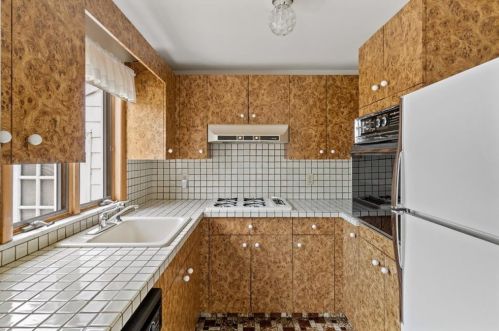 7 Mott St, Providence RI  02909-6024 exterior