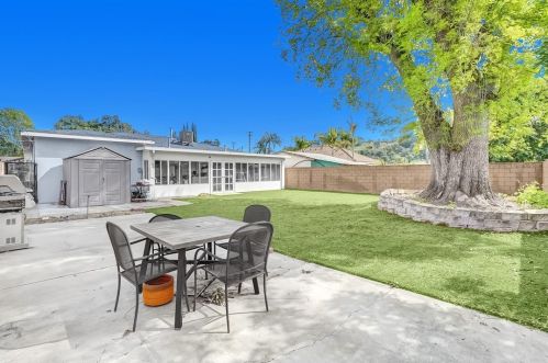 431 Valley Center Ave, Glendora CA  91741-3857 exterior
