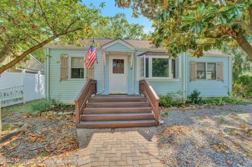 172 Cleveland Ct, Bricktown, NJ 08724-1708