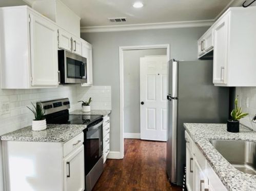 2058 Plymouth Dr, West Pittsburg CA  94565-4044 exterior