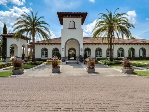 8148 Chilton Dr, Orlando FL 32836 exterior