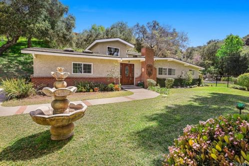 635 Los Cerritos Rd, Glendora, CA 91740-6343