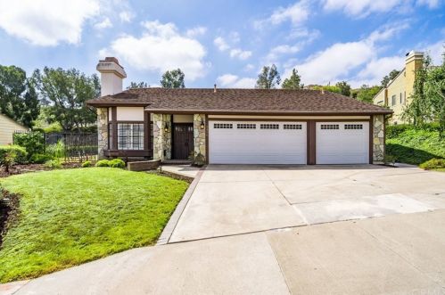 5486 Big Sky Ln, Anaheim, CA 92807-4639