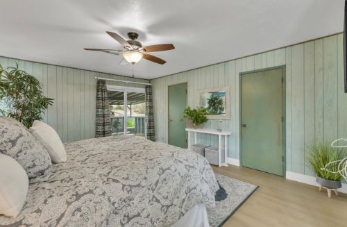 9020 Grove St, Elk Grove CA  95624-2318 exterior