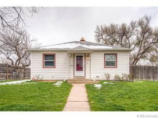 1202 Roslyn St, Denver CO  80220-3144 exterior