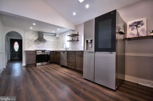 108 Midland Ave, Norristown, PA 19403-1284