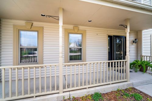 13600 Kelton Ct, Waukesha, WI 53151-8752