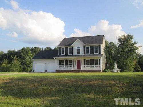 115 Glenn Oak Dr, Sanford, NC 27332-1556