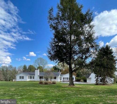 209 Fairville Rd, Chadds Ford, PA 19317-9438
