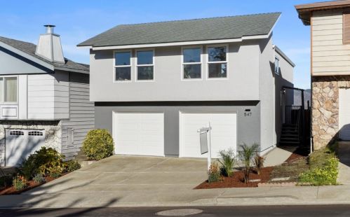 547 Gellert Blvd, Daly City, CA 94015-2702
