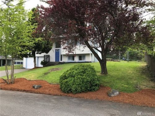 3045 Shorewood Ln, Olympia, WA 98503-4071