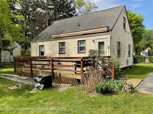 99 William St, Tinton Falls, NJ 07724-2660
