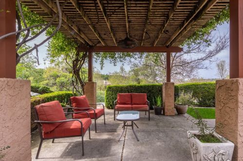 1118 Souza Dr, Folsom CA  95762-7555 exterior