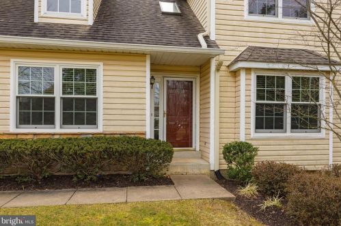 110 Gleneagles Dr, Blue Bell PA  19422-3240 exterior