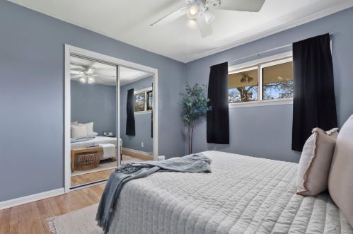 7445 53rd St, Milwaukee WI  53223-4805 exterior