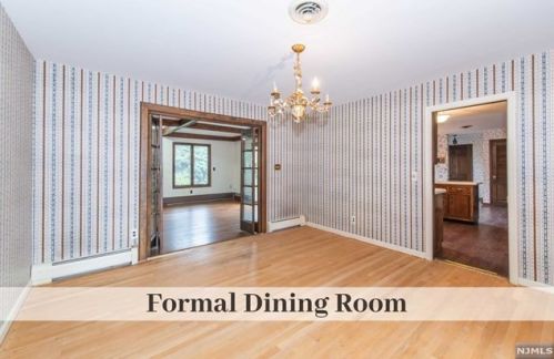 170 Lowell Rd, Ridgewood NJ  07452-1234 exterior