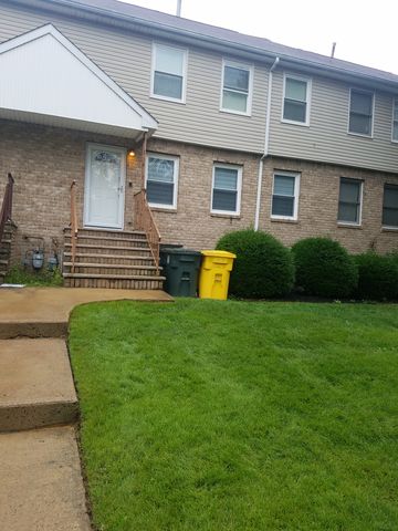 503 Lake Dr, Lakewood, NJ 08701-2565
