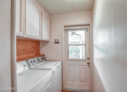 25403 Wyoming Ave, Chandler AZ  85248-6460 exterior