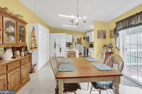 111 Allison Pl, Blandon PA  19510-9486 exterior