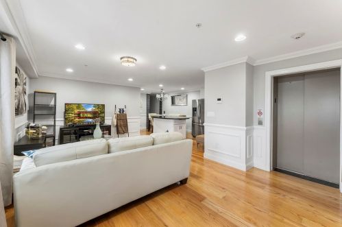 701 24th St, Union City, NJ 07087-2218