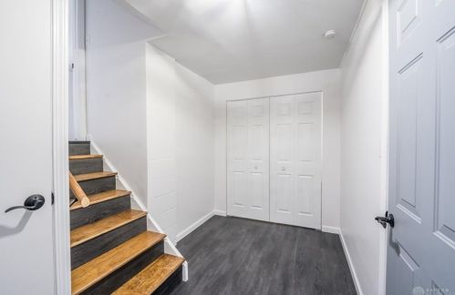 180 Woburn Farm Cir, Englewood OH  45322-3425 exterior