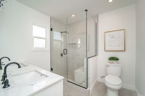 704 Lincoln Ave, Montebello CA  90640-3530 exterior