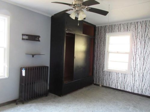 439 Highland Ave, North Charleroi PA  15022-2245 exterior