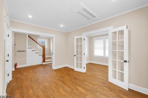 49 Pennsylvania Ave, Flemington NJ  08822-1223 exterior