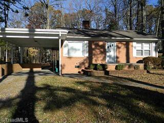 105 Ridgeway Dr, Thomasville, NC 27360-3217