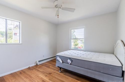 21 Greenfield St, Waterford CT  06385-3907 exterior