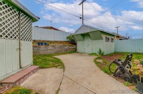 3661 Ashford St, San Diego CA 92111-3521 exterior