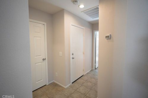 42333 Ridge View Dr, Lancaster CA 93536-7382 exterior