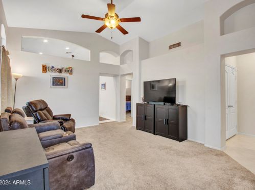 19809 49 Ave, Glendale AZ  85304-4311 exterior