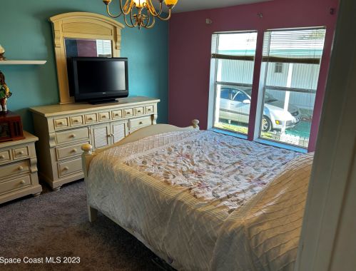 817 Oriole Cir, Sebastian FL  32976-7520 exterior