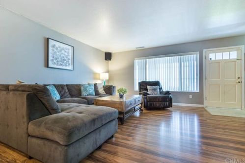 25834 Pennsylvania Ave, Lomita, CA 90717-2863