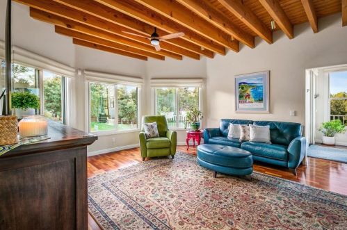 26285 Calle De Encinas, Valley Center CA  92082-7464 exterior