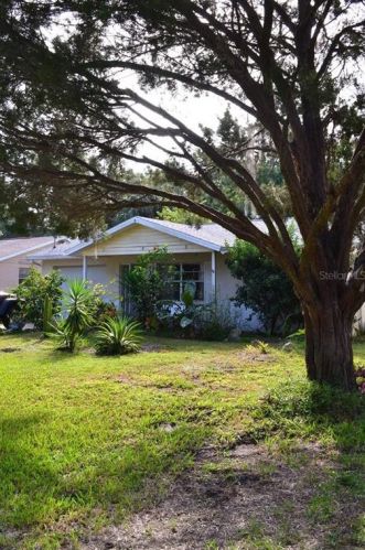 6826 Driftwood Dr, Port Richey, FL 34667-1035