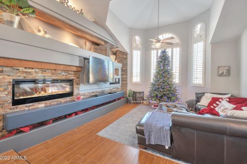 4263 Jasper Dr, Chandler AZ 85226-7226 exterior