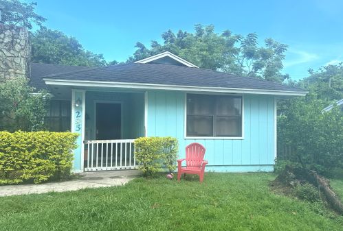 295 12th Ave, Vero Beach, FL 32962-2844