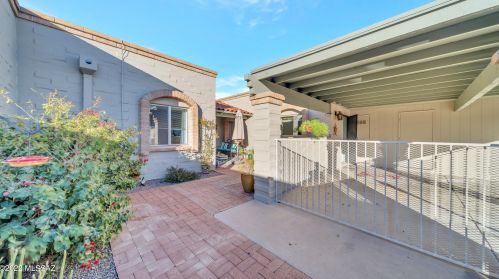 4139 La Cienega Dr, Tucson, AZ 85712-1423