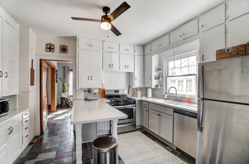 179 High St, London OH  43140-1315 exterior