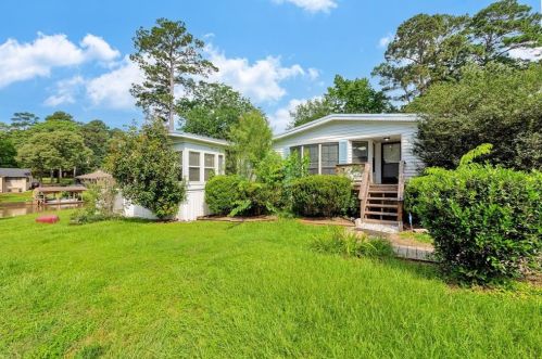 208 Cove View Dr, Chita TX  75862-8465 exterior