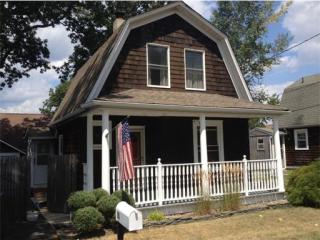 13 Ericson Ave, Helmetta, NJ 08828-1108
