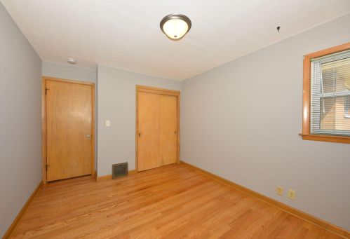 4237 60, Milwaukee WI 53220-3508 exterior