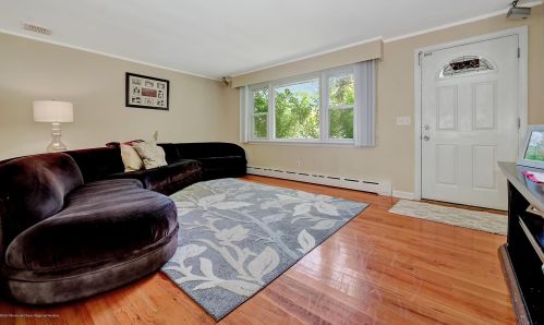 31 Coolidge Pl, West Long Branch NJ  07764-1277 exterior