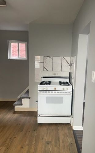 215 Kramer Way, Pittsburgh PA  15211-2005 exterior