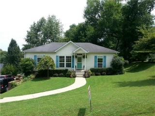 1013 Kelly Blvd, Westmoreland, TN 37186-2015