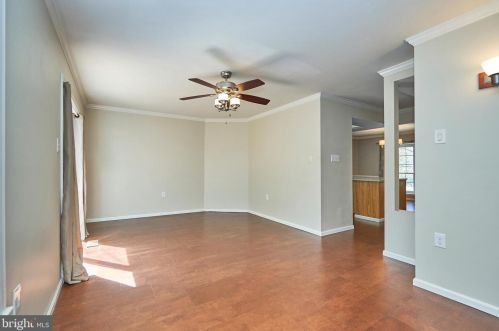 5765 Devon Ln, Springfield VA 22015-3141 exterior