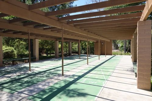 81 Laguna Pl, Lake Nacimiento CA  93446-3961 exterior