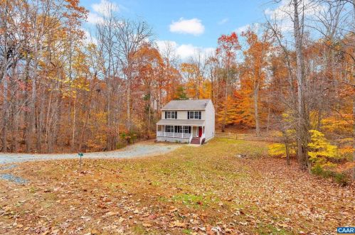 27 Bearwood Dr, Bybee VA  22963-2843 exterior